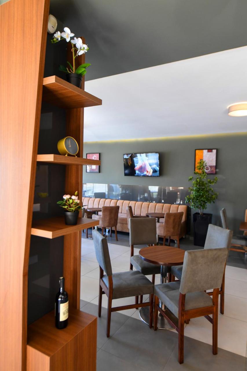 Santo Hotel Shkodër Extérieur photo